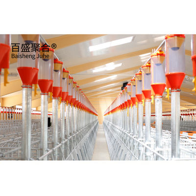 鋼鉄構造の屋根を組み立てた鋼鉄構造の屋根を組み立てた鋼鉄構造の屋根