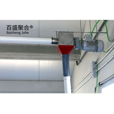 鋼鉄構造の屋根を組み立てた鋼鉄構造の屋根を組み立てた鋼鉄構造の屋根