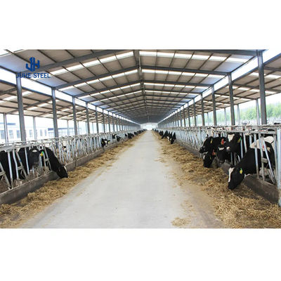 工房 鉄鋼構造 牛飼料場 建築 容量 ±1%と経済的な設計