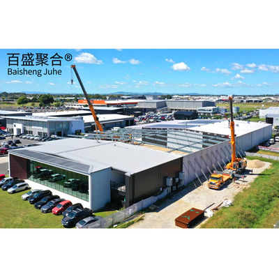 大幅な建築物 固体型H形鋼梁 金属工房とガレージ